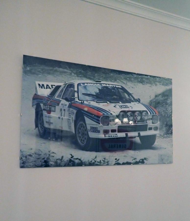 Funchal Petrolhead Apartment Ngoại thất bức ảnh